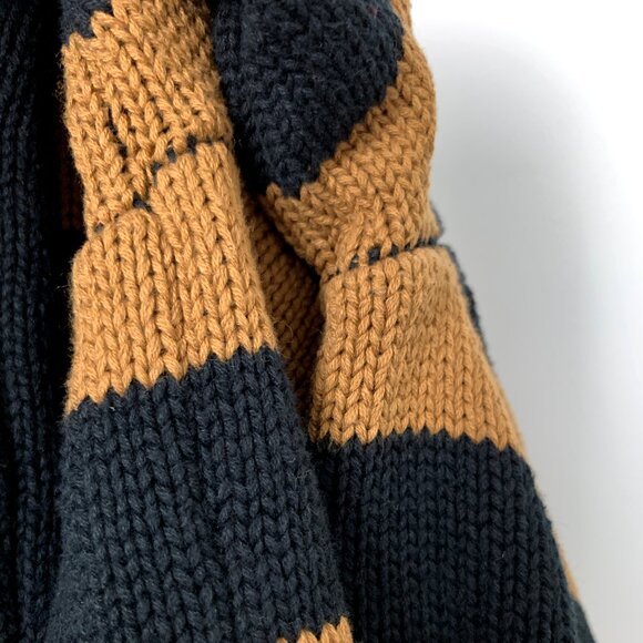 Roots Cape Breton V-Neck Sweater - Picture 7 of 8